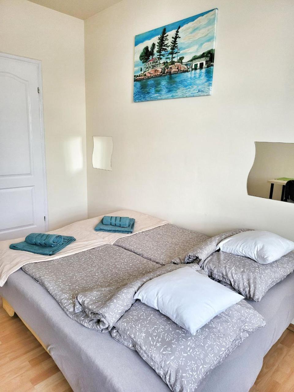 Przy Alejach Jerozolimskich Apartament *